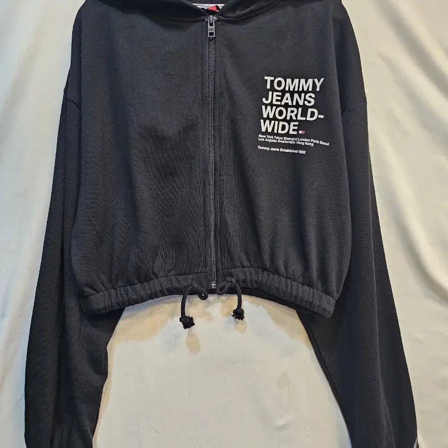 [새상품급] TOMMY 타미 숏 후드 집압 55~77사이즈 블랙