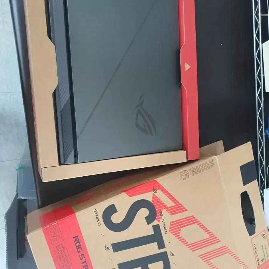 ASUS ROG STRIX G614JV-N4022노트북 판매합니다