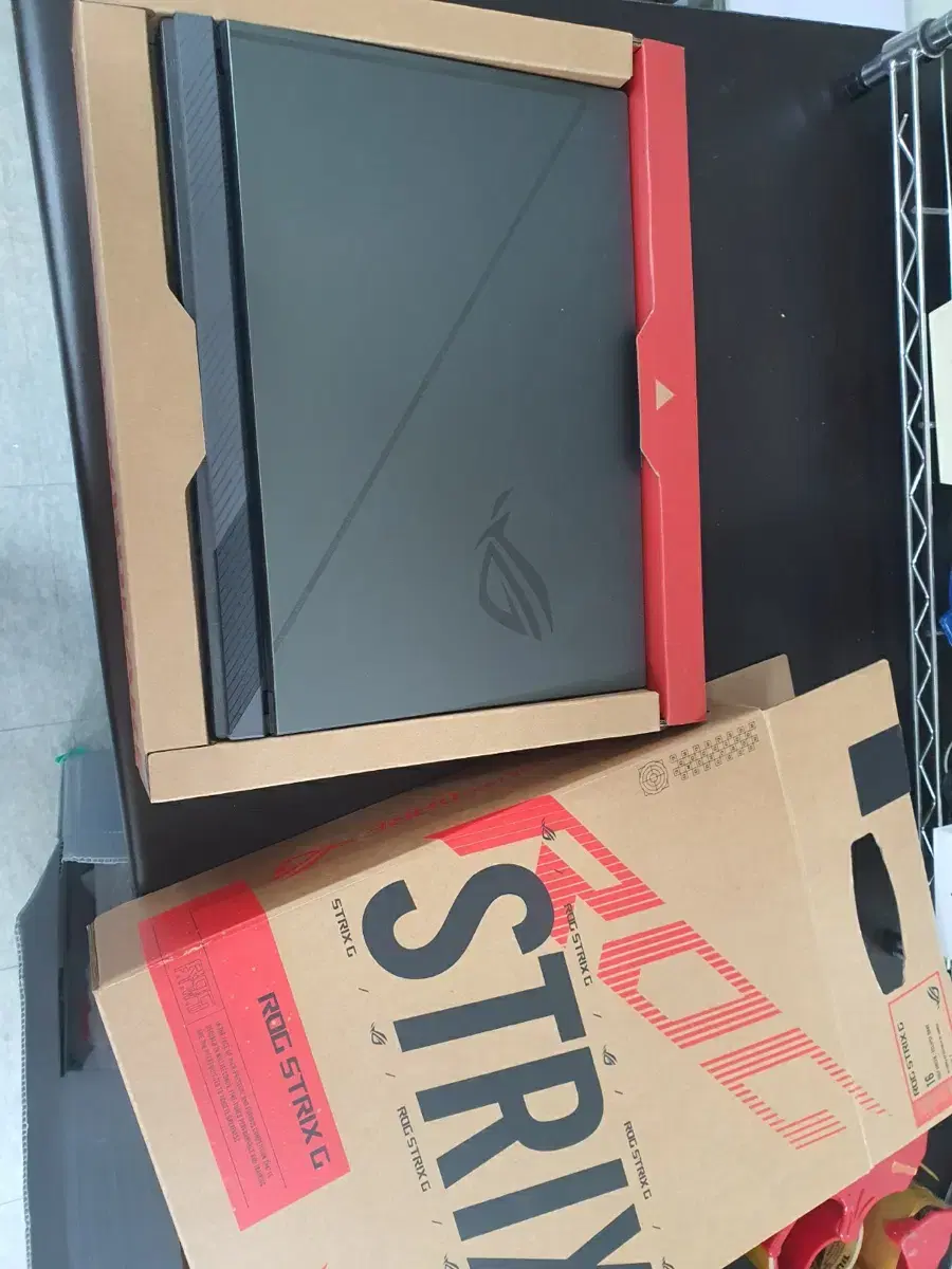 ASUS ROG STRIX G614JV-N4022노트북 판매합니다