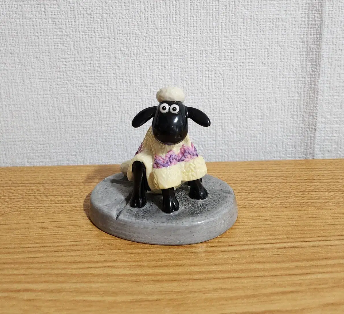 Ardman Wallace and Gromit Shaunership Colporte Figure