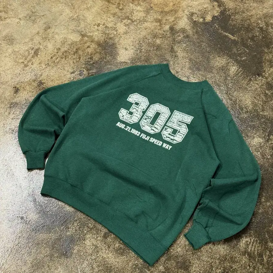 90s HANES "FUJI SPEED WAY" Sweatshirt