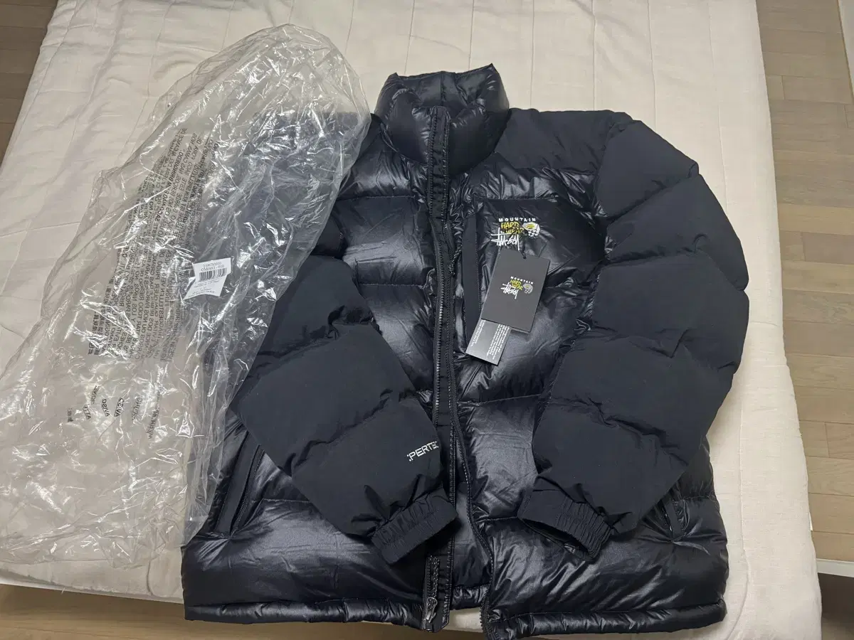 [L] Stussy X Mountain Hardware Subzero Down Jacket L