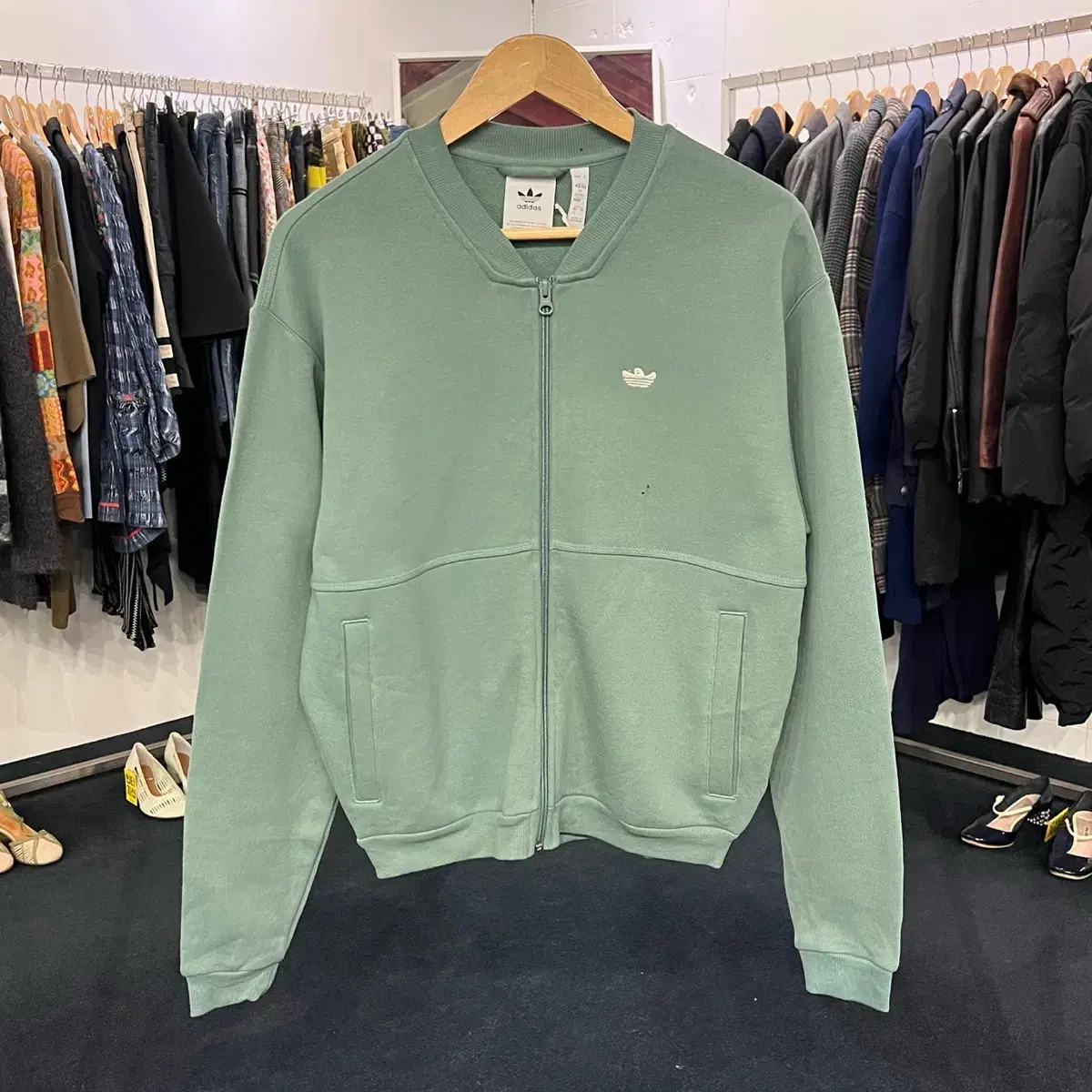 [New Arrivals] [S] Adidas SHMOO Cardigan Jacket