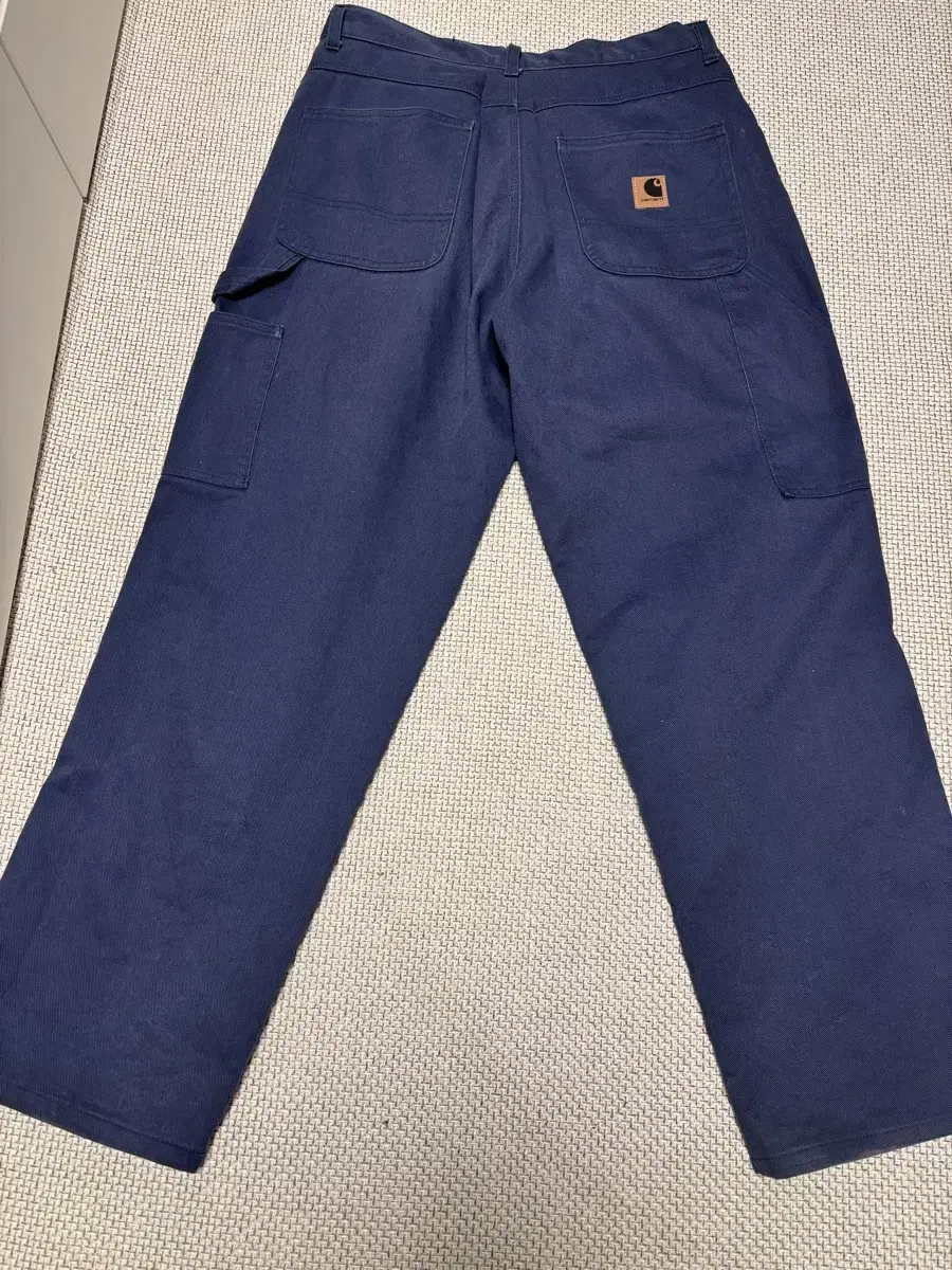 Calhart Carpenter Pants 31" Waist in Dark Navy