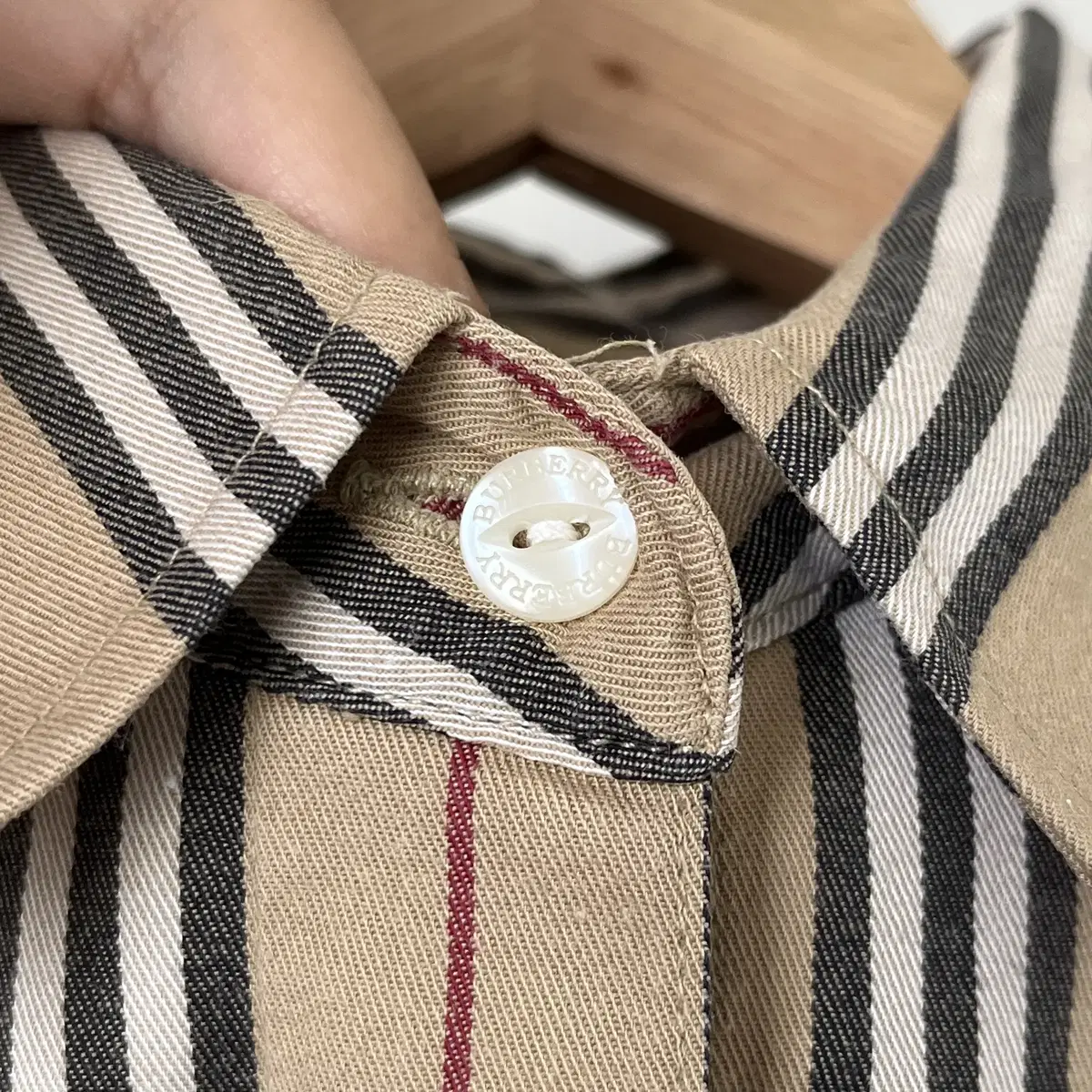 BURBERRY stripe shirt