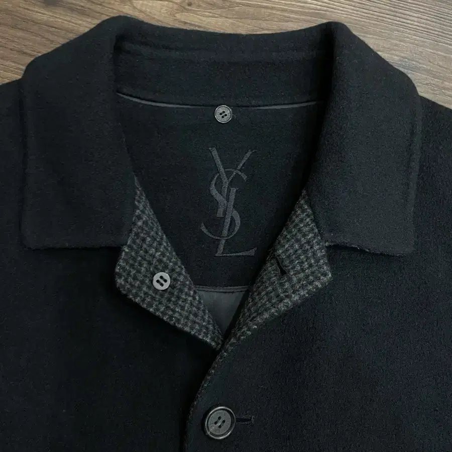 105 입생로랑 YSL 울 코트 블랙 (내피포함)