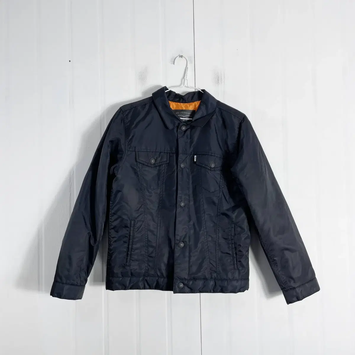 E1 Levi's Quilted Jacket size 160