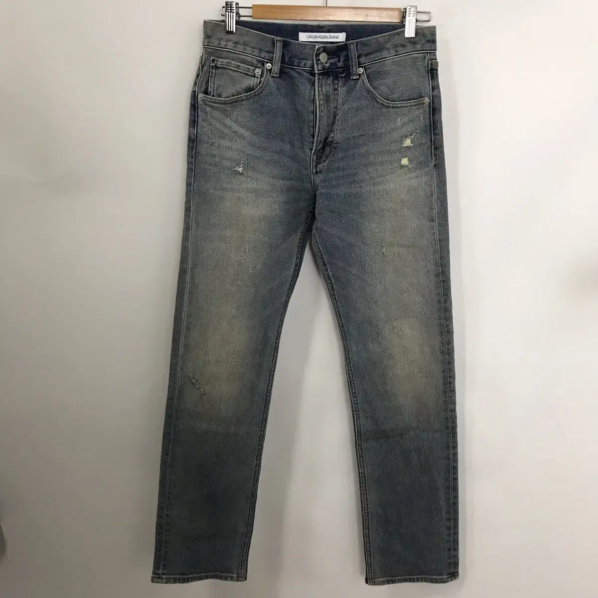 Calvin Klein CK Leather Tab Jeans [29-30]