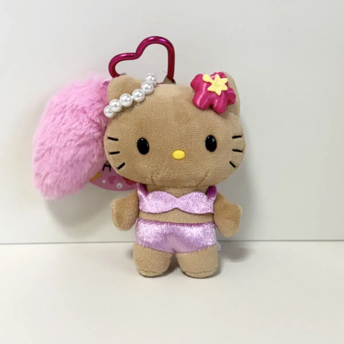 Sanrio Hello Kitty Go Go Girl Series Tailfun Mascot Tanning Kitty