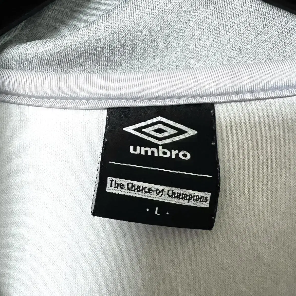 [L,100]엄브로 umbro 트레이닝 후드집업 자켓