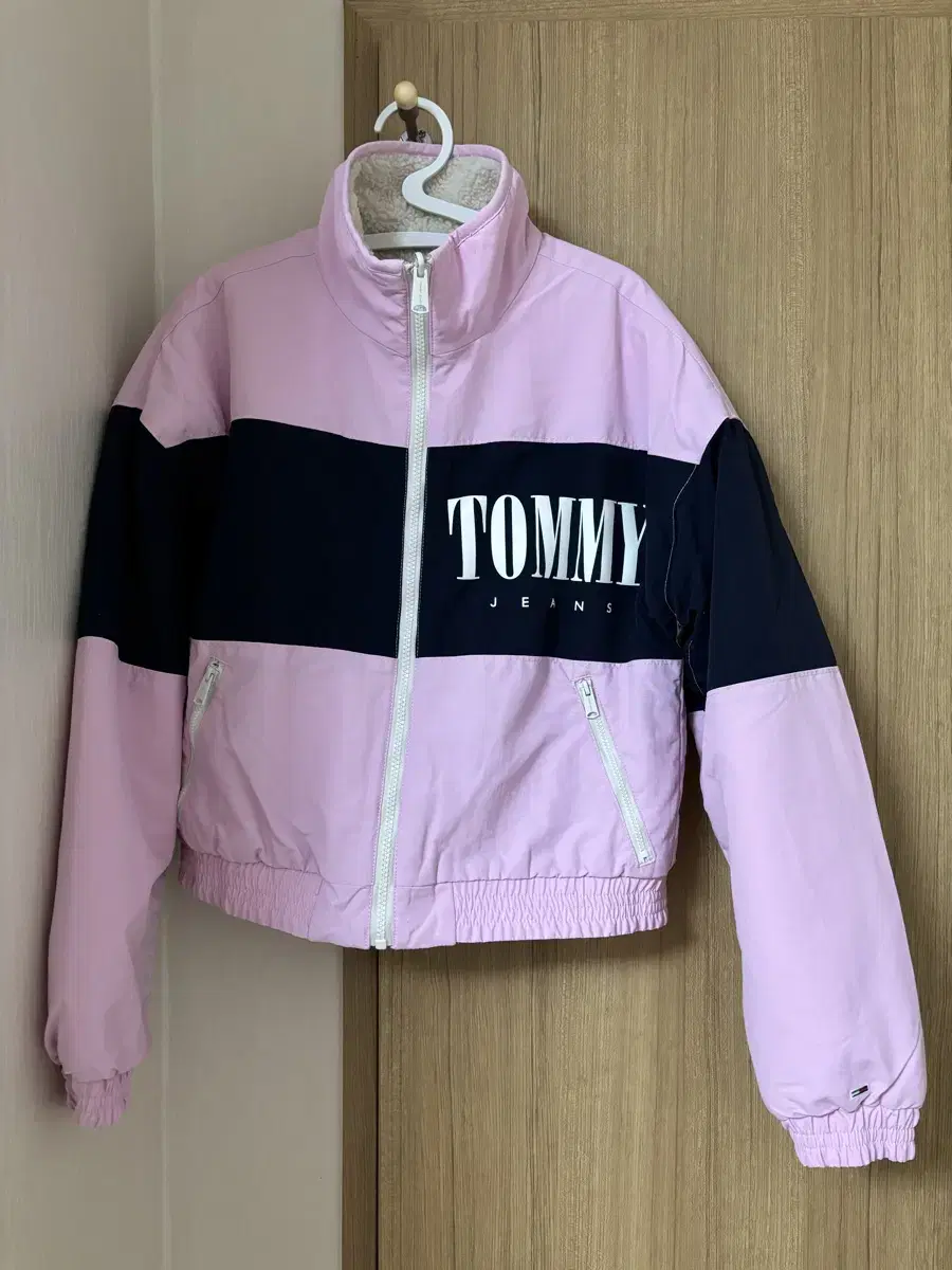 Tommy Jins Reversible Sherpa (Poggle Reversible Jumper)