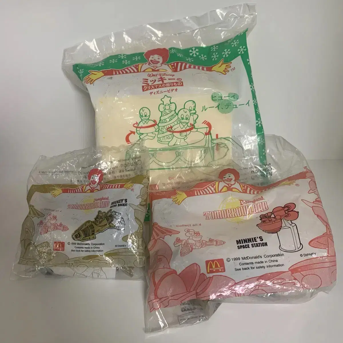 Mickey Minnie Huey Dewey LEW Christmas Spaceship Happy Meal Figures