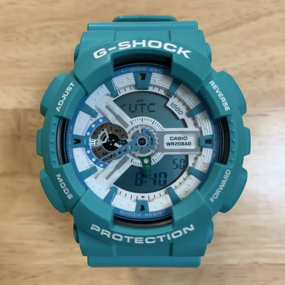 지샥 빅페이스 (G-SHOCK GA-110) 민트 판매합니다