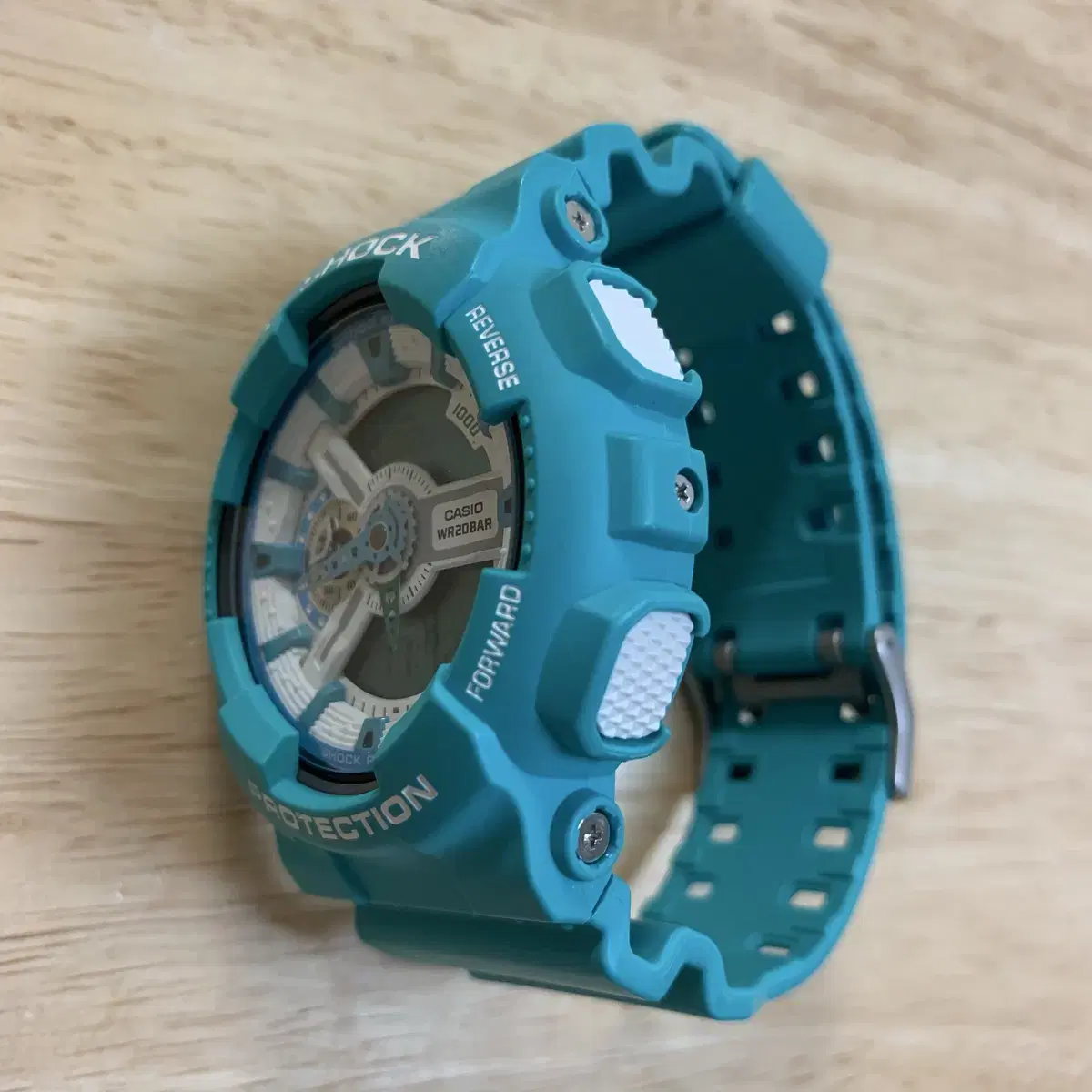 지샥 빅페이스 (G-SHOCK GA-110) 민트 판매합니다