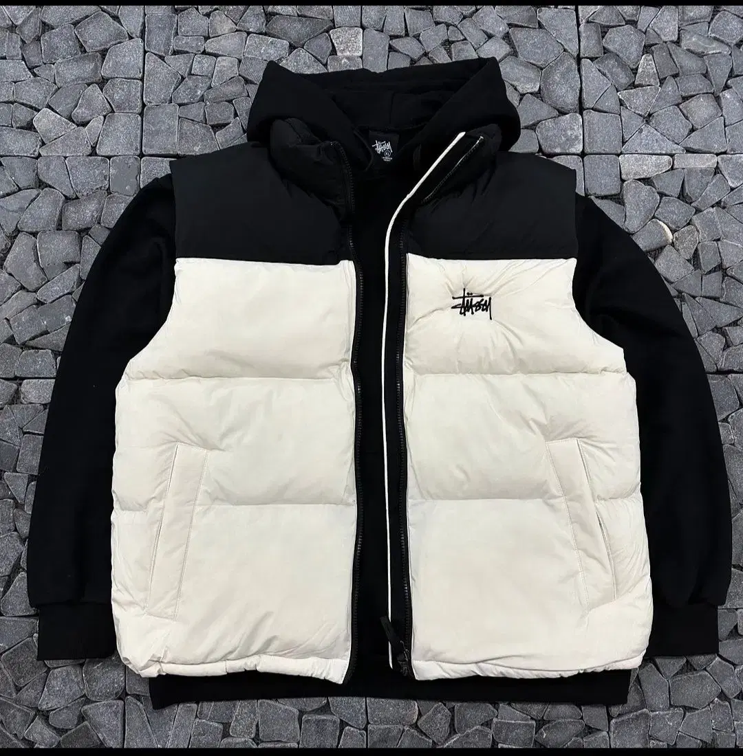 Stussy Cream Color-Blocked Padded Vest