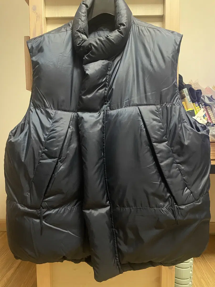 Thomas More Padded Vest Navy L