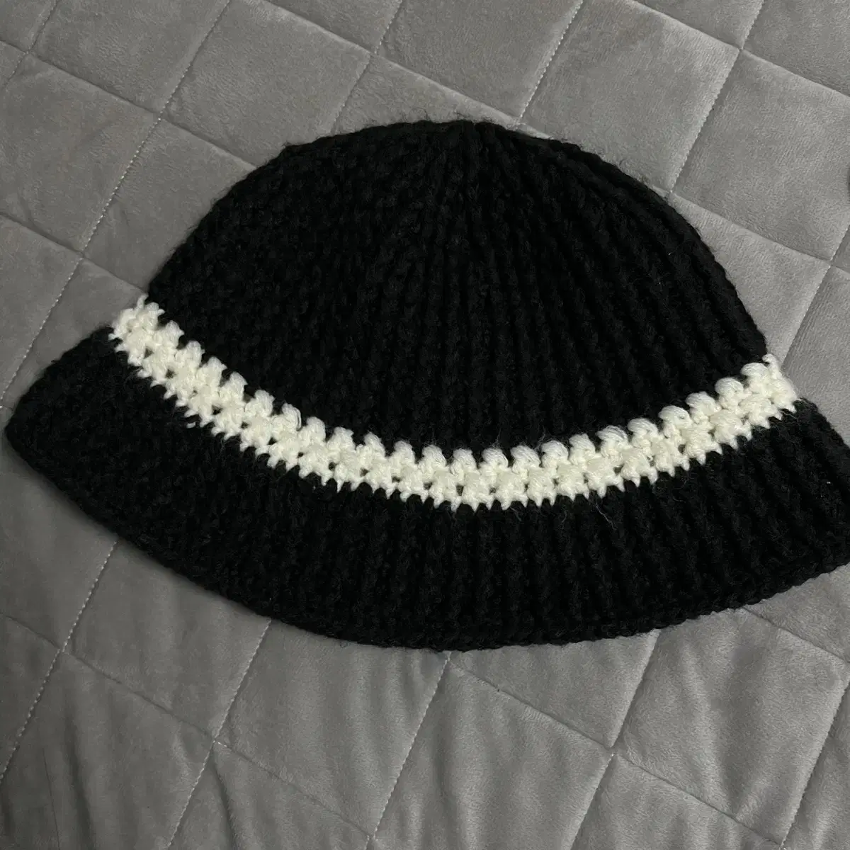 Matin Kim Soft Knit Buket Hat 마뗑킴 니트 버킷햇