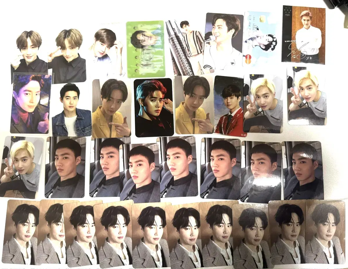 EXO SUHO exo suho Sells photo cards and goods