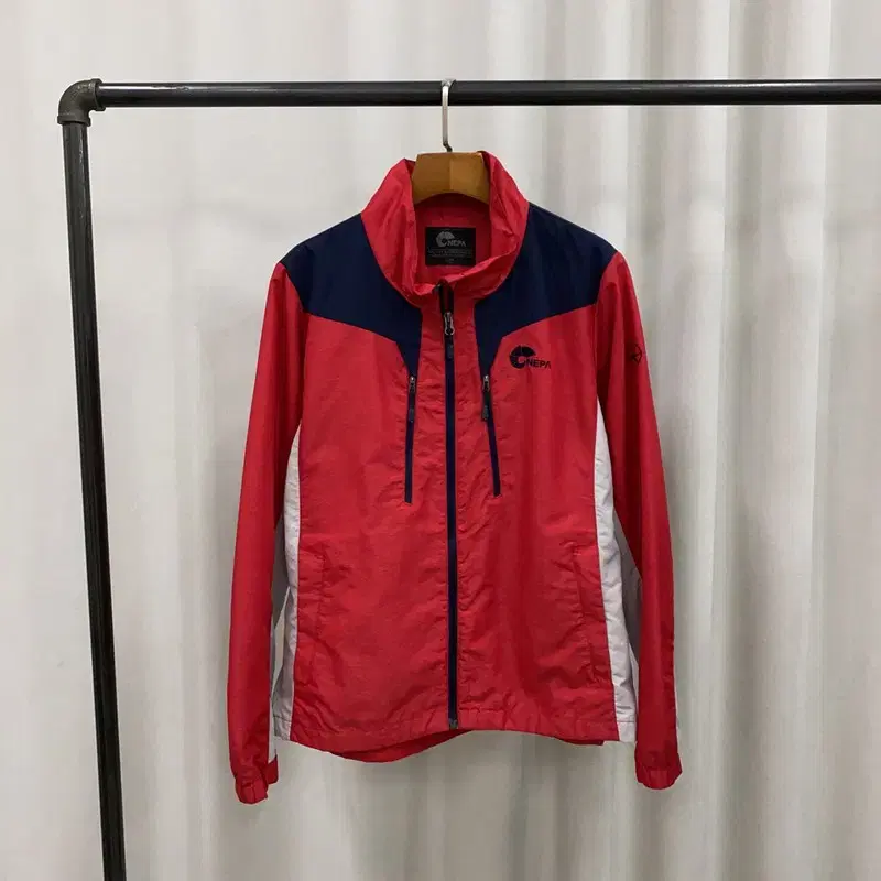 Nepa Climbing Red Windbreaker 105 A07185