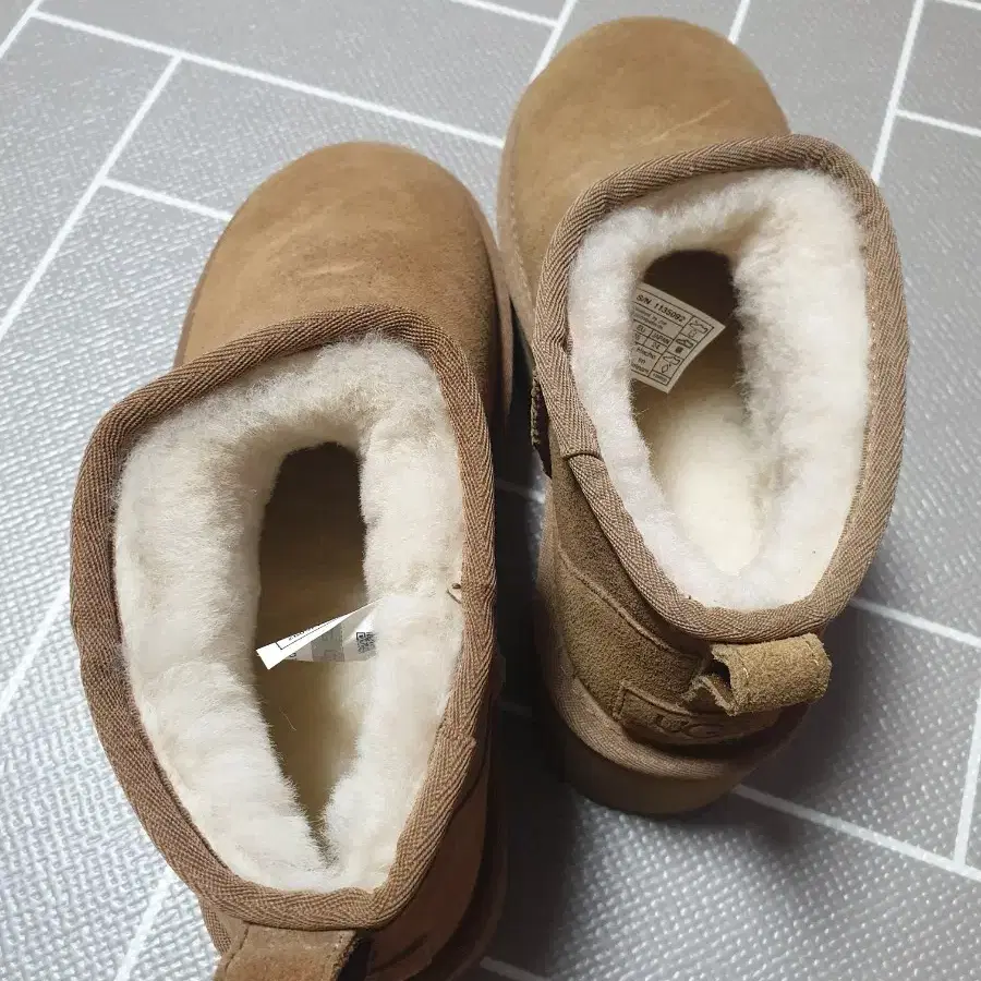 어그부츠 UGG 240사이즈 미사용