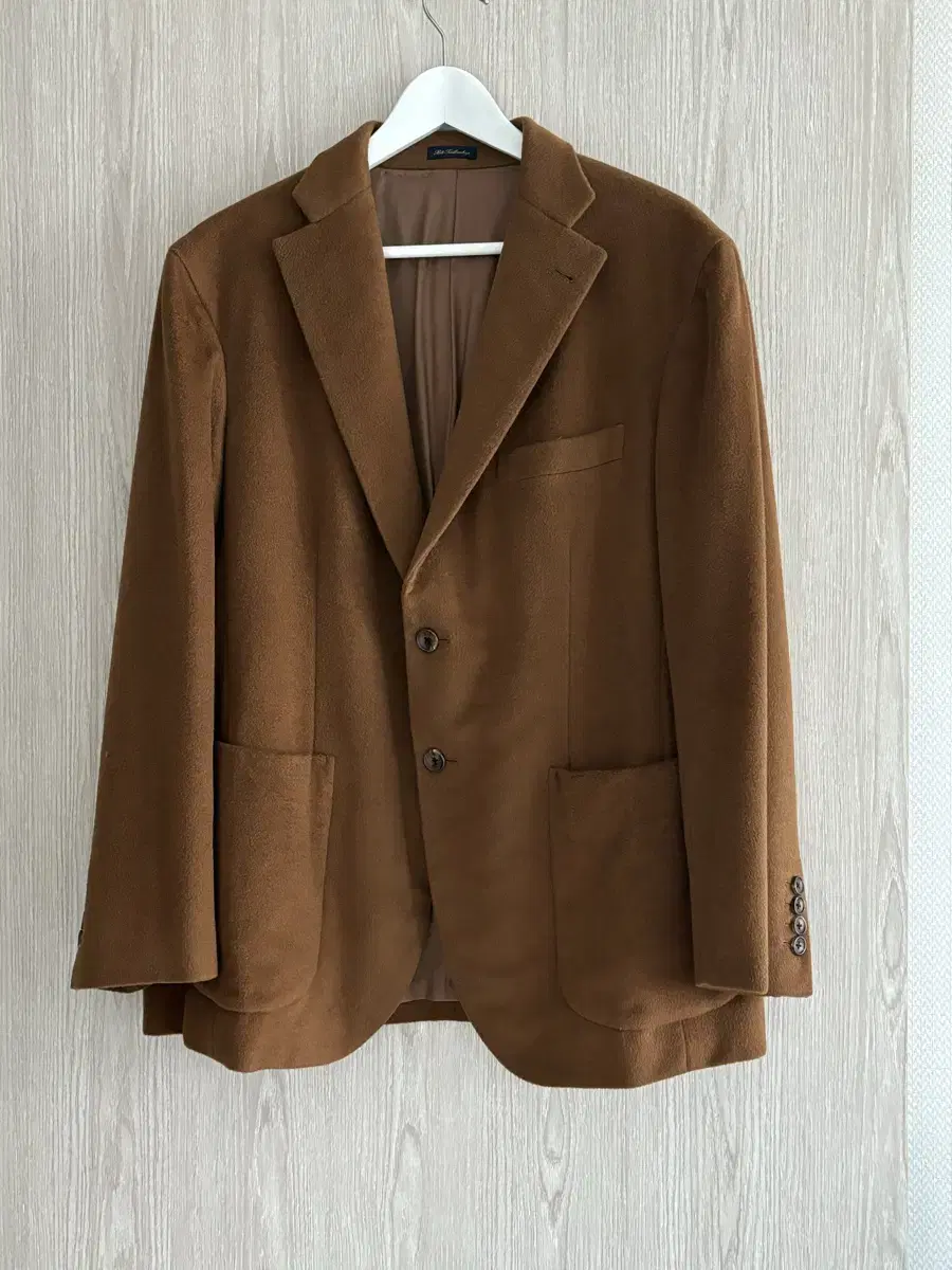 Famous Tailor Cashmere 100 Combi Jacket in Myeongdong, Seoul