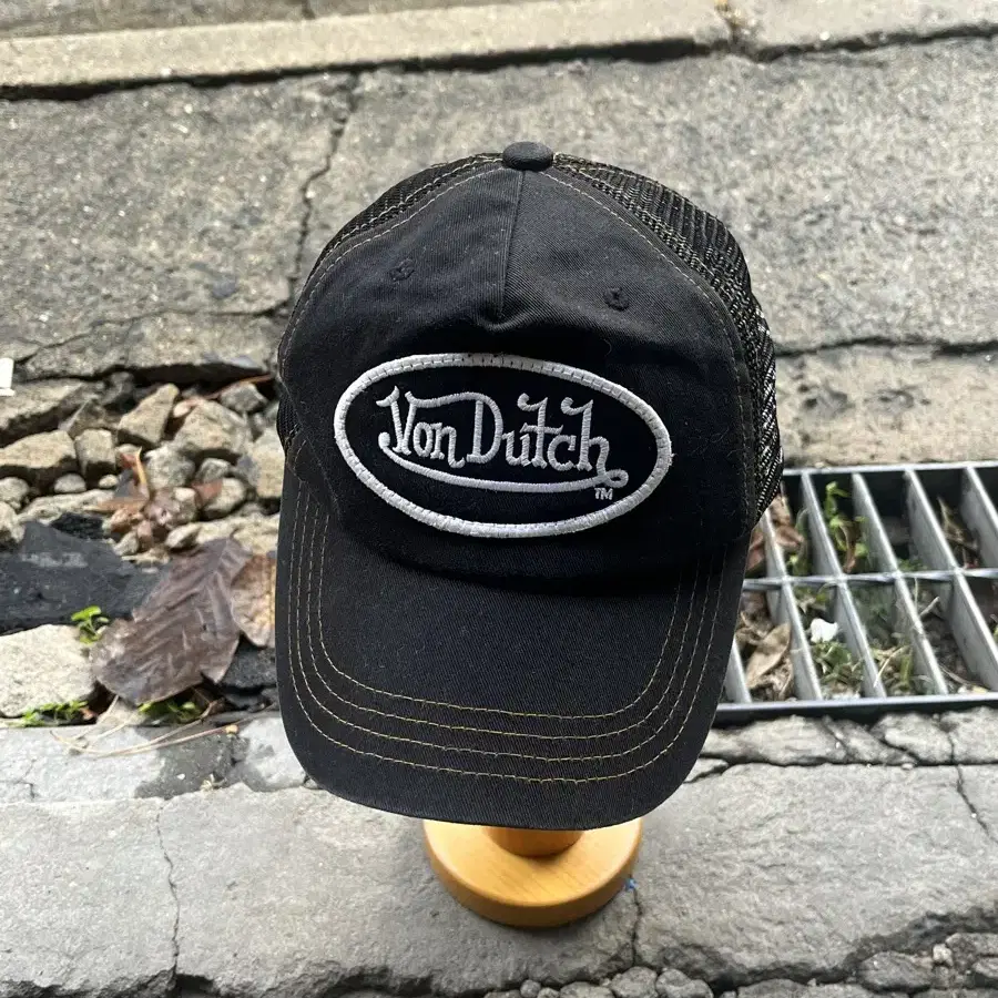 본더치 데님 볼캡 Von Dutch