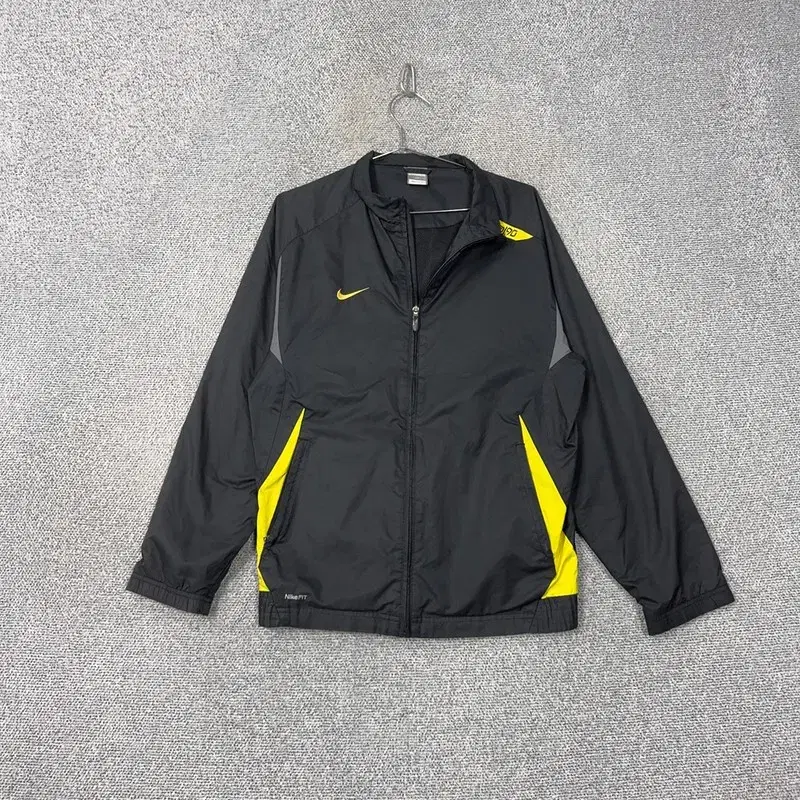 Nike Logo Old School Vintage Windbreaker L