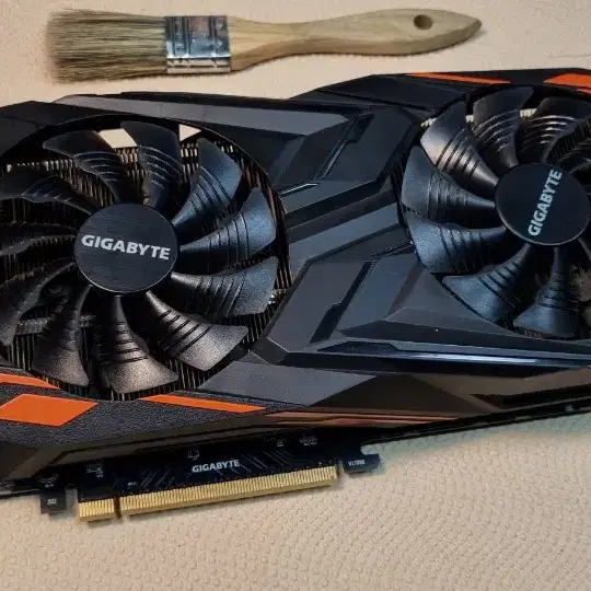 기가바이트 vega 56 그래픽카드 판매합니다