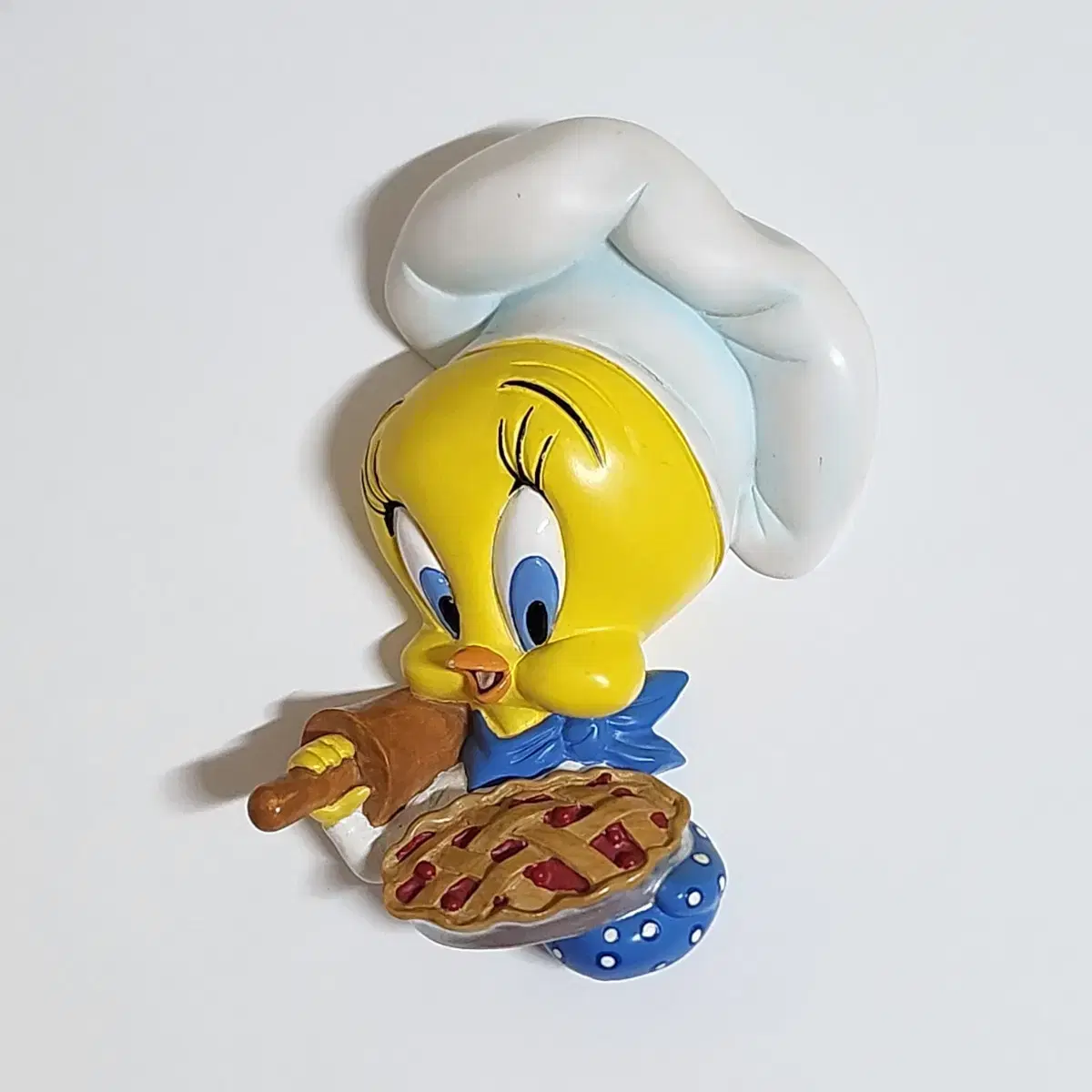 Looney Tunes Twitty Chef Pie Wall Hook Wall Decor Figurine