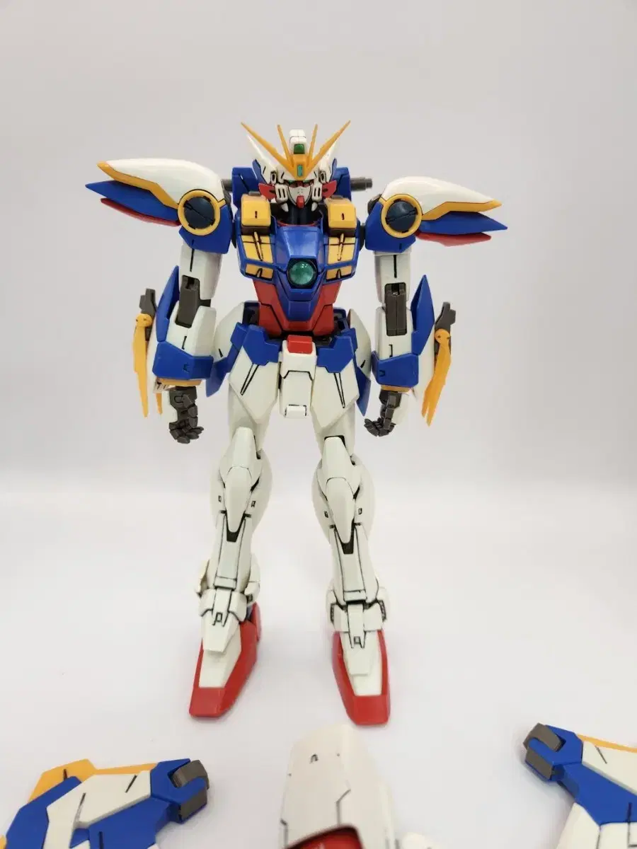 MG Wing Gundam EW