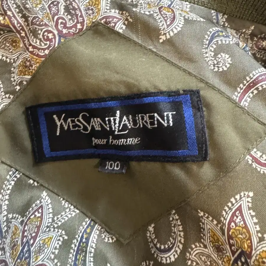 Yvessaint laurent 입생로랑 빈티지 내피분피 구스 패딩