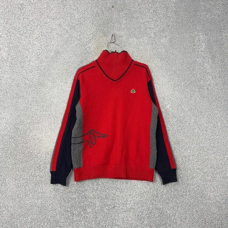 Men's Casual Red Golf Wool Knit XL with Louis Castel Logo