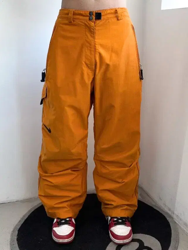 Nike ACG 2000's Swoosh Outdoor Nylon Ski Pants