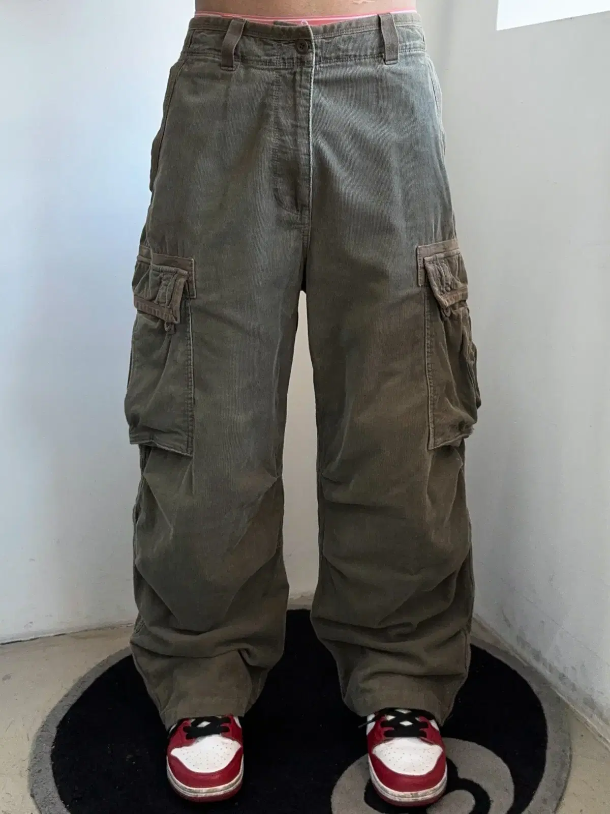 Polo Jins Company Pin-Tuck Corduroy Boro Cargo Pants