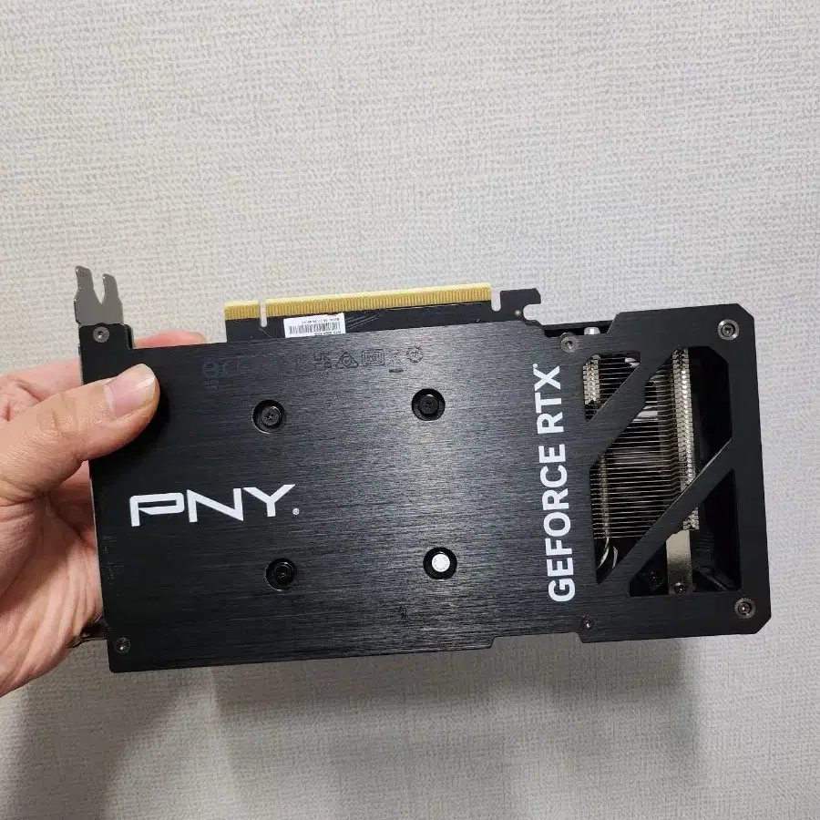 그래픽카드 rtx4060 팝니다