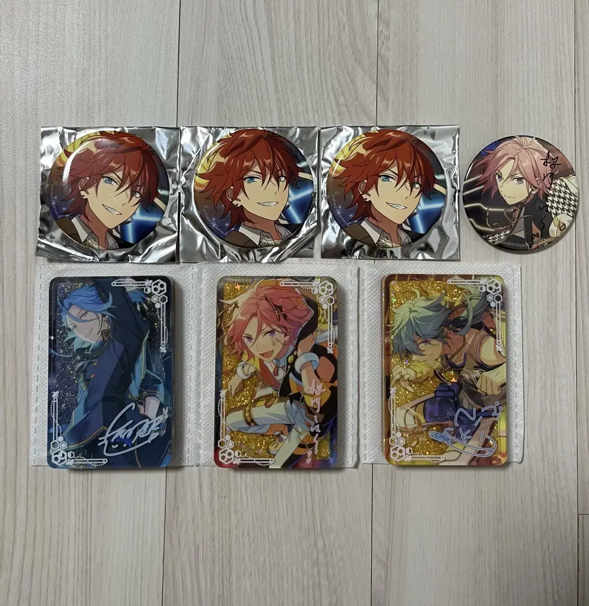 Anstar Rinne ni-ki Himeru Kohaku Ibekore Canbaji sign Badge Yushikoroto