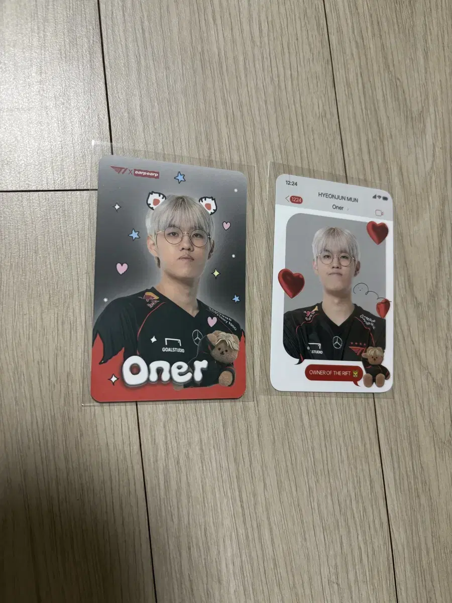 T1 T1 Owner's Edition photocard + Red Bull T1 Edition cans