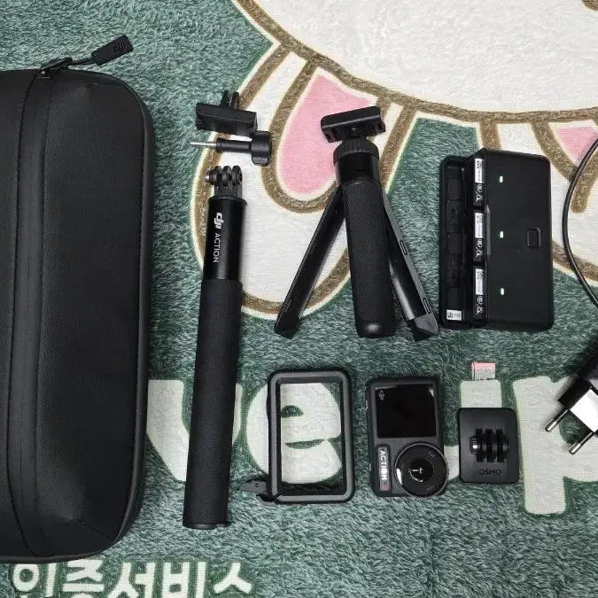 dJI osmo action4 어드벤쳐 콤보+전용가방+삼각대+SD카드