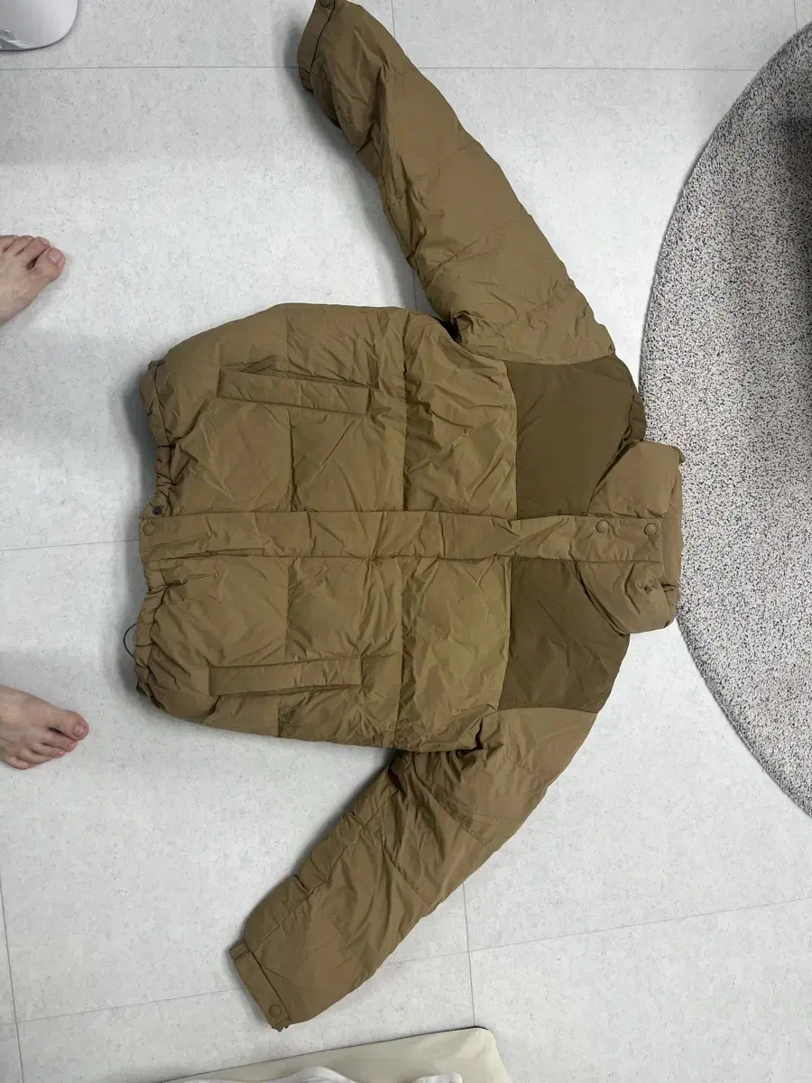 Kolon Beige Padding