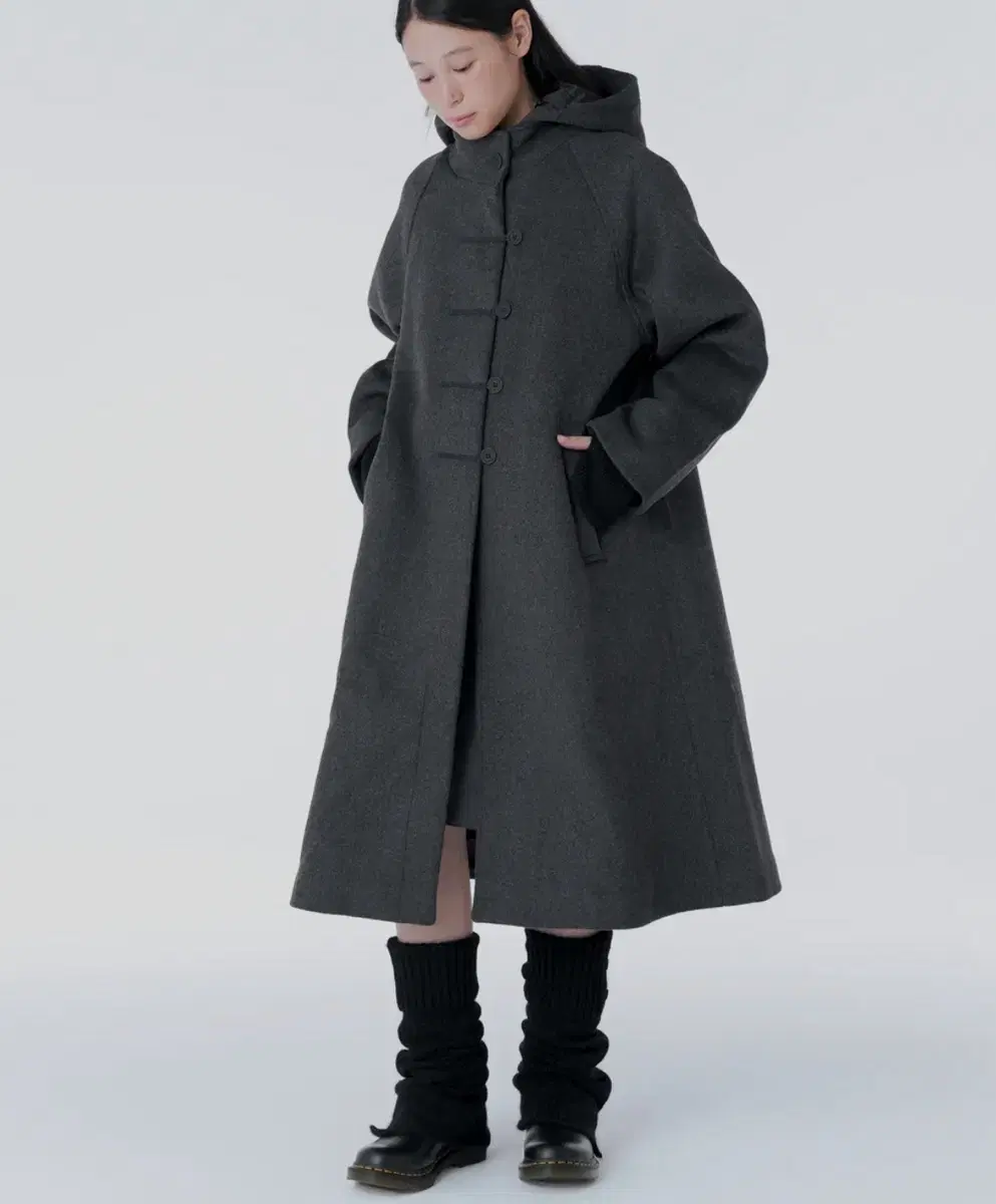 미세키서울 코트 차콜 Hoodie long duffle Coat