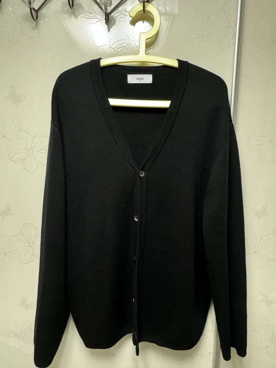 Elmud Hwaran Cardigan Black