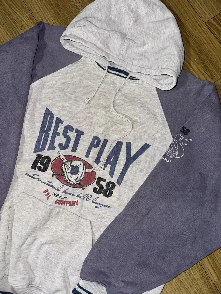 Vintage BEST PLAY Sweatshirt