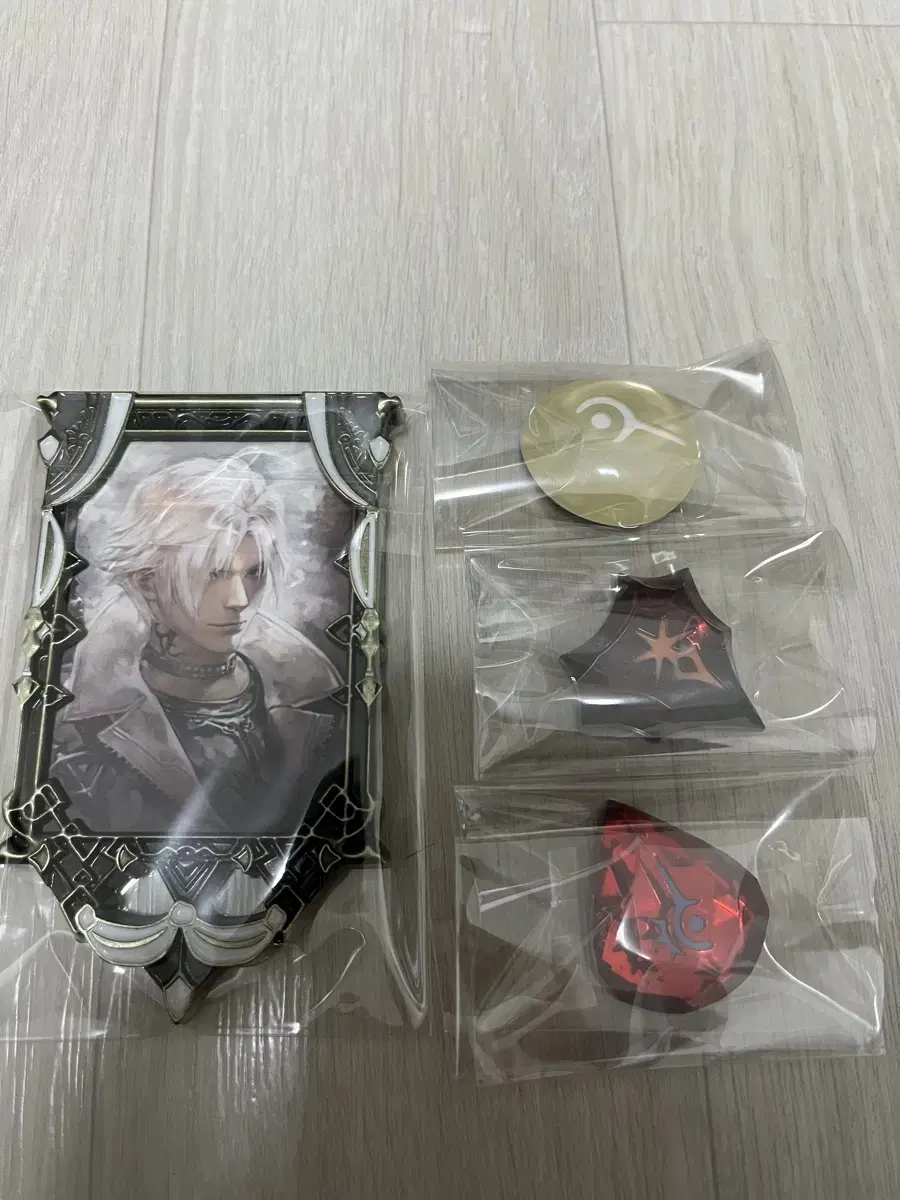 TAKPO) Final Fantasy 14 San Creed Portrait Magnet + Sock in Bulk