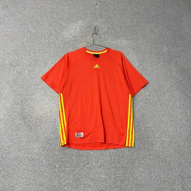 adidas Orange Functional Vahn 110