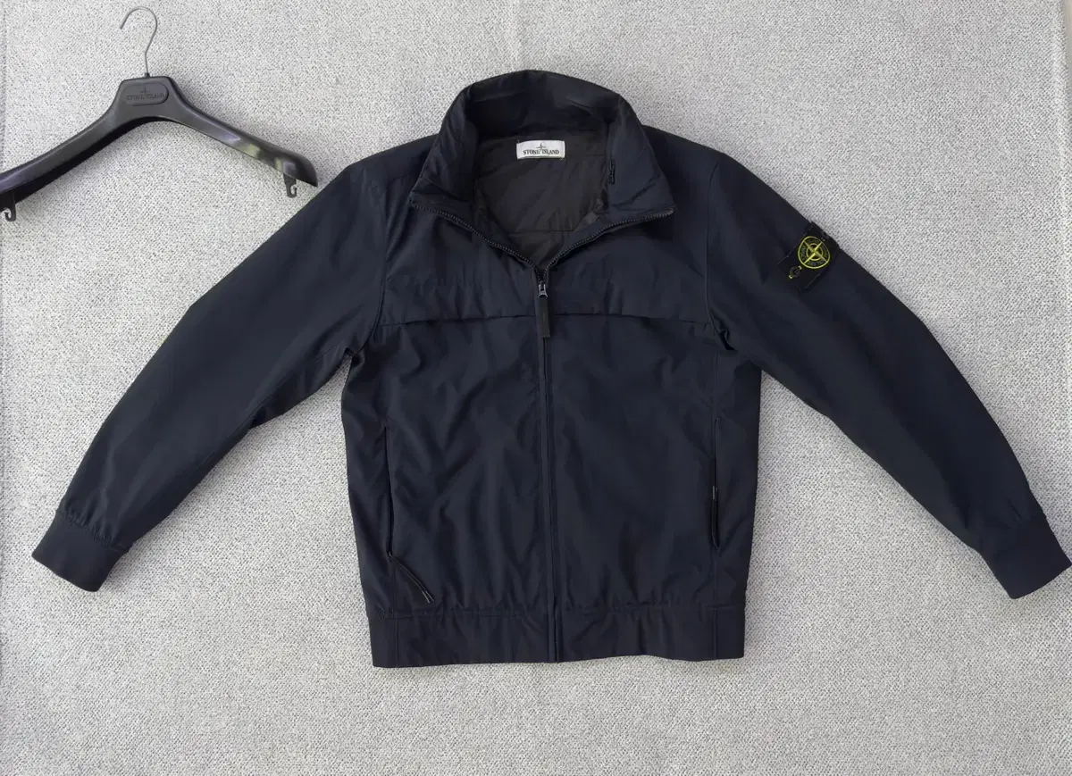 Stone Island 19FW Softshell PrimaLoft M Navy