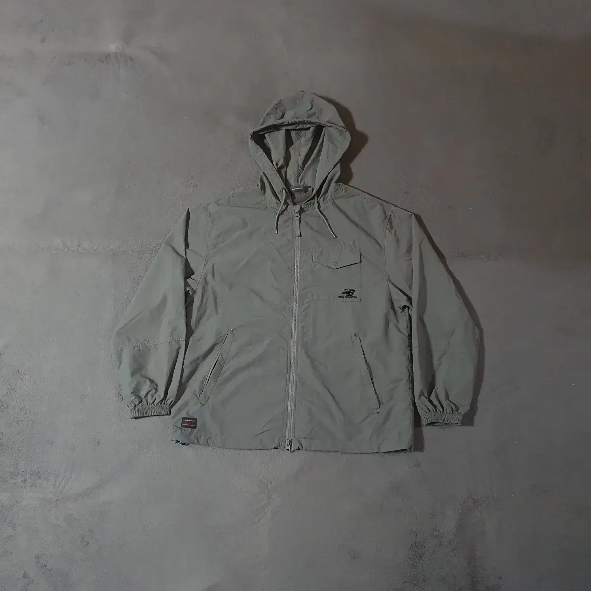 New Balance Nylon Windbreaker L 100 0