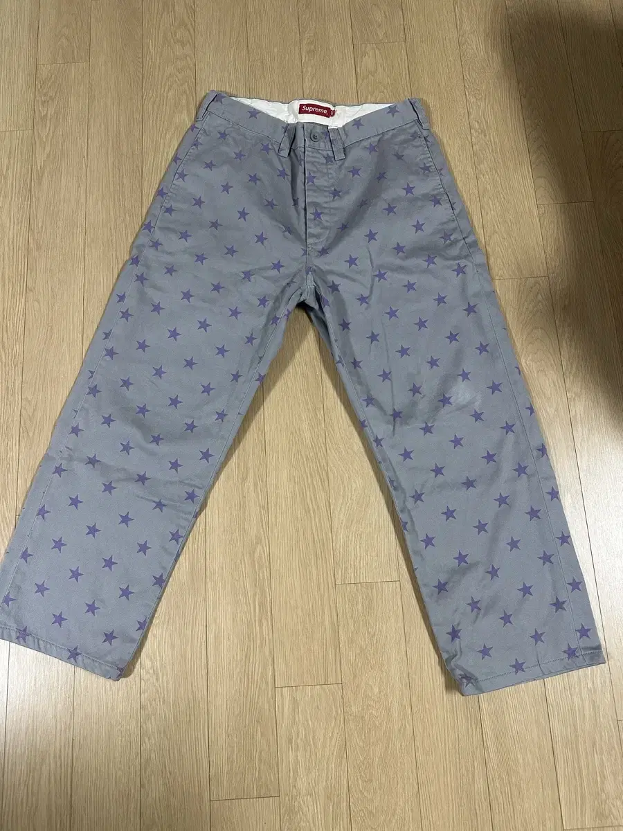 Supreme Pinup Girl Chino Star Size 30