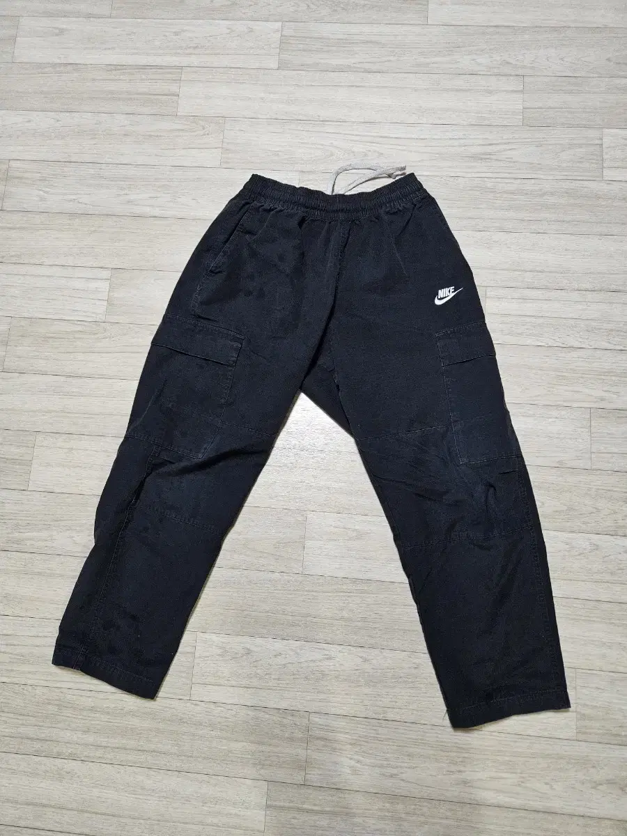 Nike Cotton Loose Fit Cargo Pants for sale size M