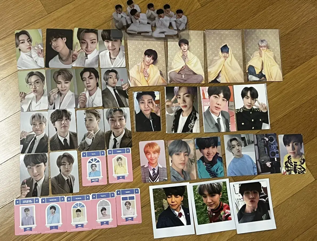 BTS photocardBulkCheaplyQuick saleQueue saleJungkookTaehyungJiminSeokjinFestaHappyUnsealedAlbumPhotocardTransfer