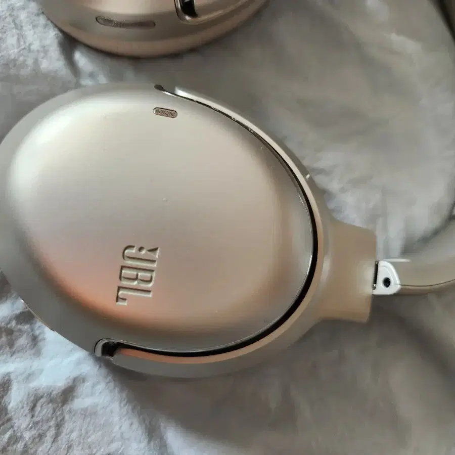 JBL tour one m2 실버 (노이즈캔슬링 헤드폰)